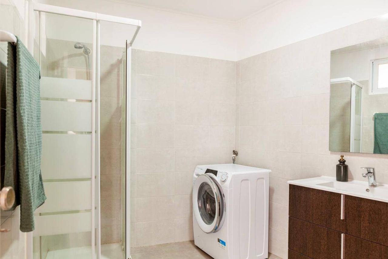 Apartamento Relax In Lisbon For 4 People With Terrace And Parking Exterior foto